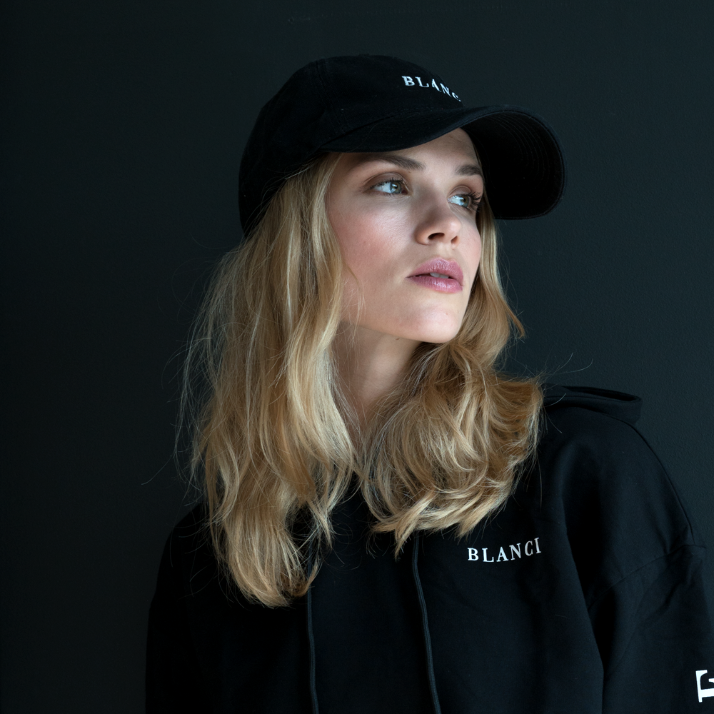 blanci cap black